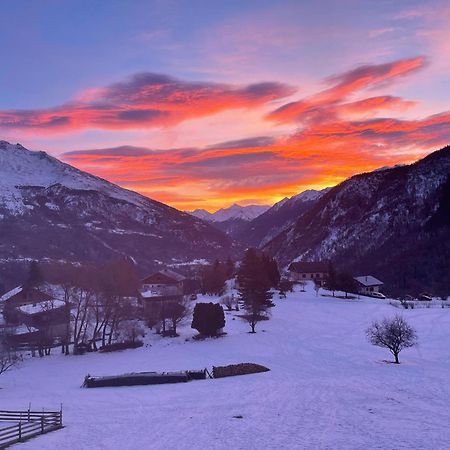Les Sorbiers Hotel Montricher-le-Bochet ภายนอก รูปภาพ