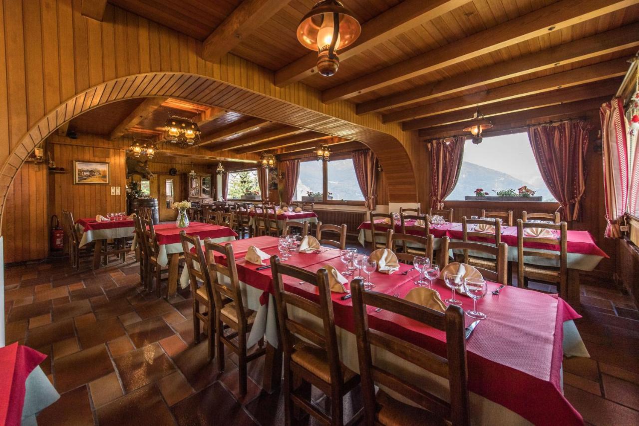 Les Sorbiers Hotel Montricher-le-Bochet ภายนอก รูปภาพ